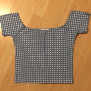 NWOT Cute Subdued Cropped Top
